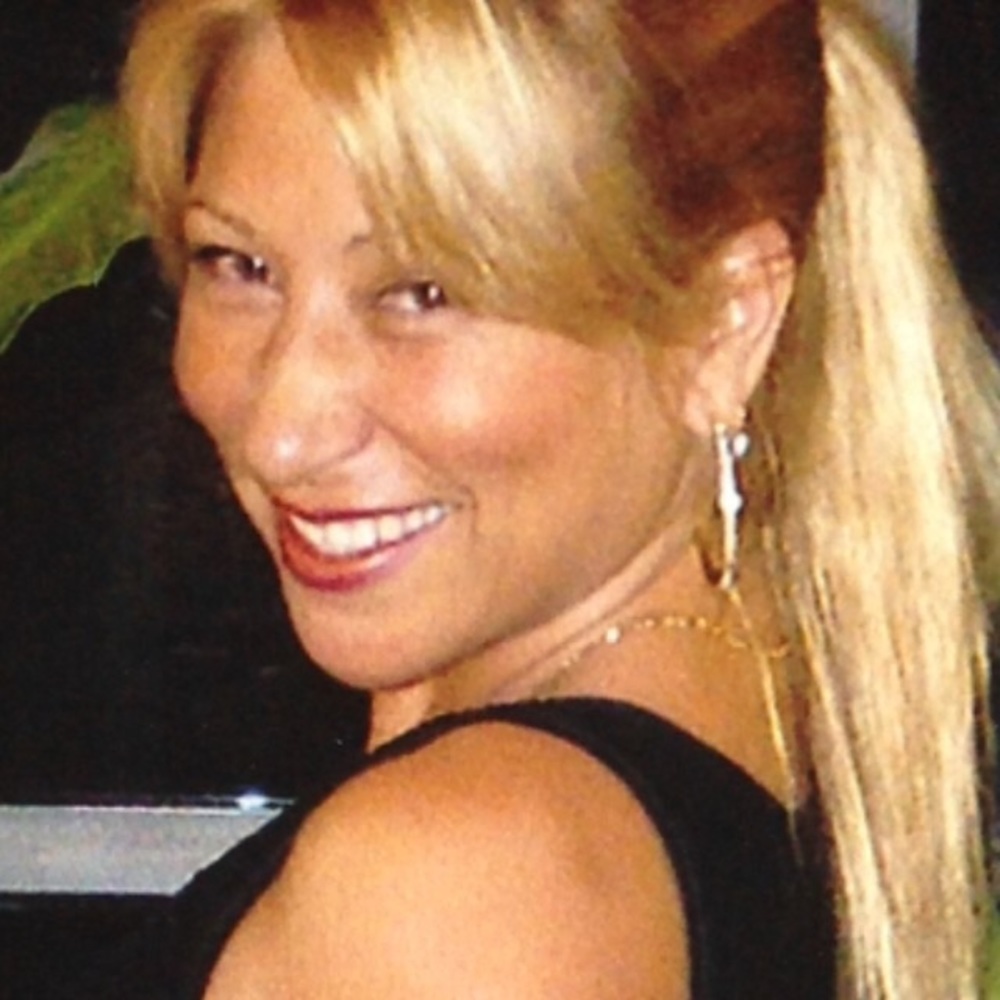 Meet your Posher, Monica